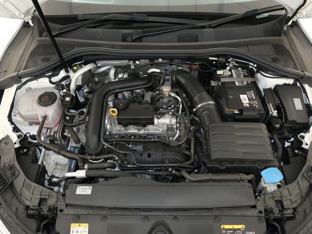 A3 スポーツバック30TFSIアドバンスド スマートフォンインターフェース コンビニエンス&アシスタンスパッケージ フロント電動シート調整機能なし ナビゲーションパッケージ サイドアシストパーキングセンサー無(15枚目)