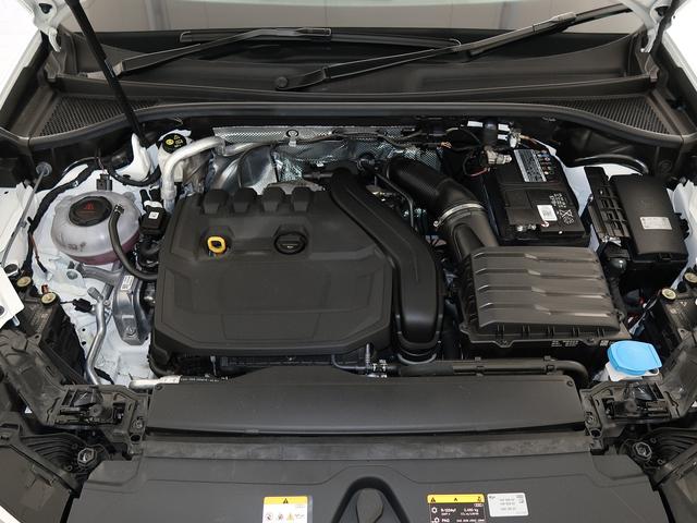 Ｑ３スポーツバック ３５ＴＦＳＩ　Ｓライン　コンビニエンス＆アシスタンスパッケージ　スマートフォンインターフェース　認定中古車　ＥＴＣ　全周囲カメラ　ＬＥＤヘッドライト　シートヒーター（15枚目）