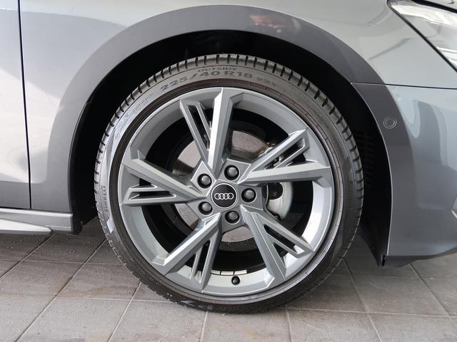 Ａ３ スポーツバック３０ＴＦＳＩ　Ｓライン　コンビニエンス＆アシスタンスパッケージ　ナビゲーションパッケージ　Ｓ　ｌｉｎｅ　プラスパッケージ　認定中古車　ＥＴＣ　バックカメラ　パーシャルレザーシート（7枚目）