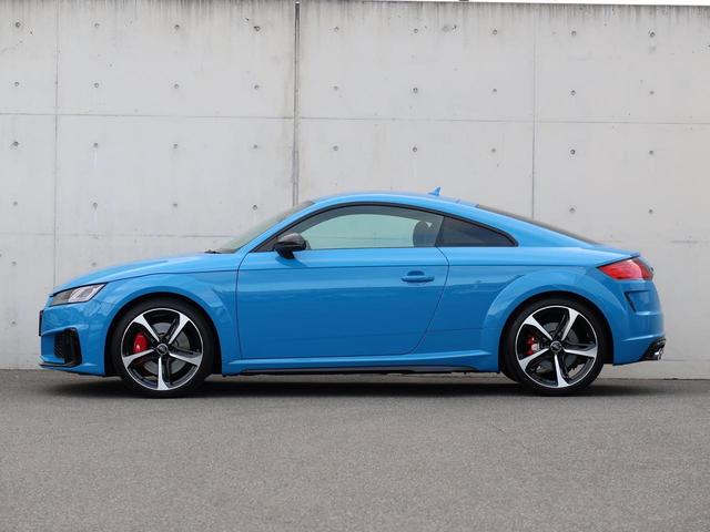 ＴＴＳクーペ ベースグレード　アルミホイール　５　スポークブレードデザイン　ブラックポリッシュト９　Ｊ　ｘ　１９　ブラックハイグロススタイリングパッケージ　Ｂａｎｇ　＆　Ｏｌｕｆｓｅｎ　サウンドシステム　認定中古車　ＥＴＣ（6枚目）