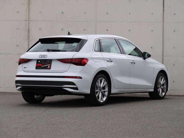 Ａ３ スポーツバック３０ＴＦＳＩアドバンスド　コンビニエンス＆アシスタンスパッケージライト　ナビゲーションパッケージ　認定中古車　バックカメラ　ＥＴＣ　ＬＥＤヘッドライト（5枚目）