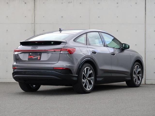 �O��I�ɃV���v���Ȃ�����A�ۗ����B�^�]�ɗǂ��e����^���Ȃ��]���ȑ����ނ��ɗ͔r�����Ă���܂��B