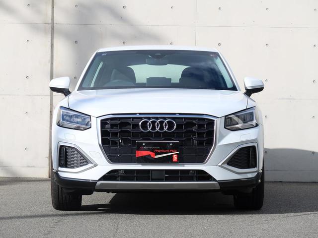 �ו��ɂ܂ł���������f�U�C���A���̍����d�グ�̐��X���A�����o�Ă��F�򂹂Ȃ��^�C�����X�Ȕ��������������Ă��܂��B