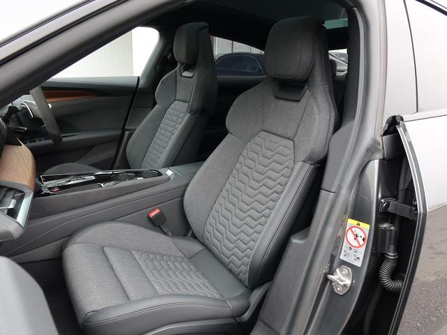 �`���������w�肷��Ǝ��̏�����S�Ė��������Ԃ������A�F�莑�i�����e�N�j�V�����̎�ɂ��P�O�O���ڂɂ��y�ԓ_���E�����̃v���Z�X���󂯁A���q�l�̂��Ƃ֓͂����܂��B