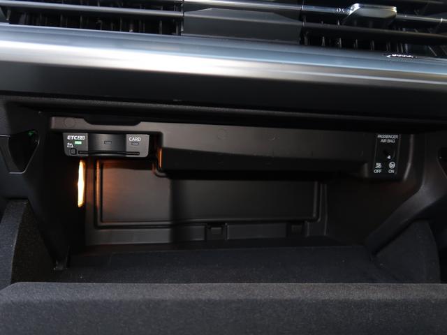 �A�E�f�B�̑��s���\�����Ђ��̊��������B