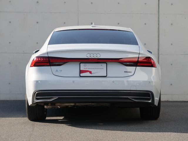 Ａ７スポーツバック ４０ＴＤＩクワトロ　ＨＤマトリクスＬＥＤヘッドライト　アウディレーザーライトパッケージ　Ｌｕｘｕｒｙパッケージ　アシスタンスパッケージ　エクステンディッドアルミニウムブラック／ブラックグラスルックコントロールパネル（3枚目）