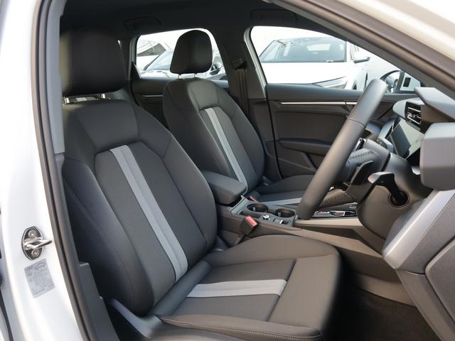 �O��I�ɃV���v���Ȃ�����A�ۗ����B�^�]�ɗǂ��e����^���Ȃ��]���ȑ����ނ��ɗ͔r�����Ă���܂��B