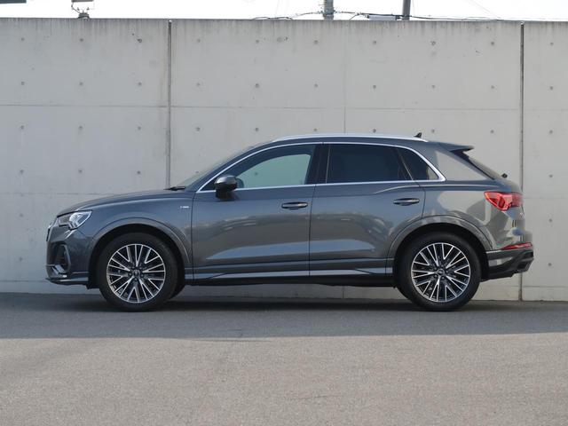 ��ڂł`���������ƕ�������F�����f�U�C���B���̑��݂͂��̎�����A������́A�����̂Ɋ�����^�������܂��B