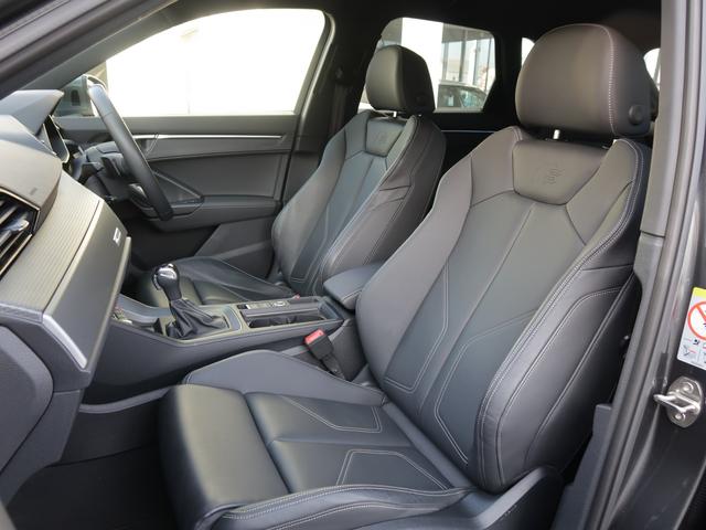 �O��I�ɃV���v���Ȃ�����A�ۗ����B�^�]�ɗǂ��e����^���Ȃ��]���ȑ����ނ��ɗ͔r�����Ă���܂��B