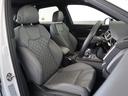 ＳＱ５ ベースグレード　Ｂａｎｇ　＆　Ｏｌｕｆｓｅｎ　カラードブレーキキャリパーレッド　ダイナミックステアリング　パノラマサンルーフ　ファインナッパレザーパッケージ　プライバシーガラス　アシスタントパッケージ　認定中古車（8枚目）