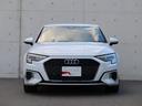 Ａ３ スポーツバック３０ＴＦＳＩアドバンスド　コンビニエンス＆アシスタンスパッケージ／フロント電動シート調整機能なし　スマートフォンインターフェース　ナビゲーションパッケージ　イレギュラー仕様車サイドアシスト／パーキングセンサー無　認定中古車（4枚目）