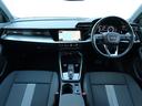 Ａ３ スポーツバック３０ＴＦＳＩアドバンスド　コンビニエンス＆アシスタンスパッケージ／フロント電動シート調整機能なし　スマートフォンインターフェース　ナビゲーションパッケージ　イレギュラー仕様車サイドアシスト／パーキングセンサー無　認定中古車（6枚目）