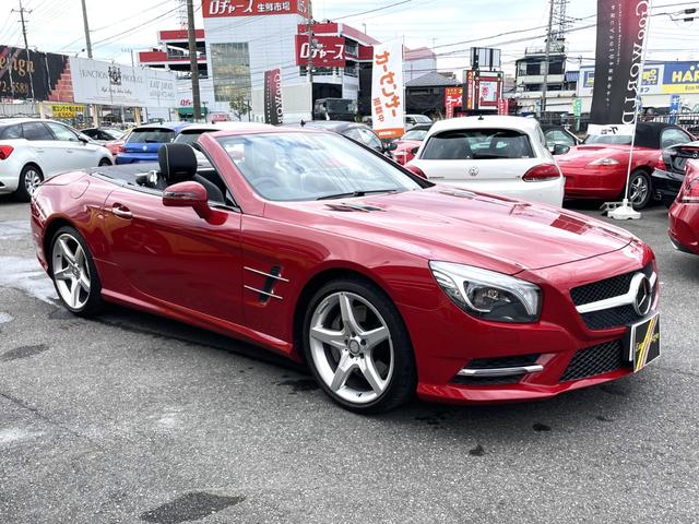 ＳＬ３５０ブルーエフィシェンシー　ＡＭＧスポーツパッケージ　ＡＭＧ１９ＡＷ　ブラックレザーシート　純正ナビ・ＴＶ・Ｂカメラ　ＥＴＣ　社外ドライブレコーダー(6枚目)