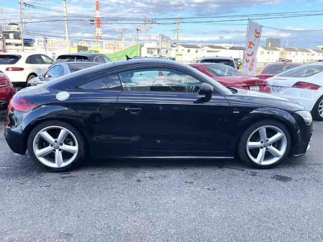 TTクーペ 1.8TFSI Sラインパッケージ 専用ハーフレザーシート 専用18AW 専用エアロ 純正ナビ・TV ETC(4枚目)