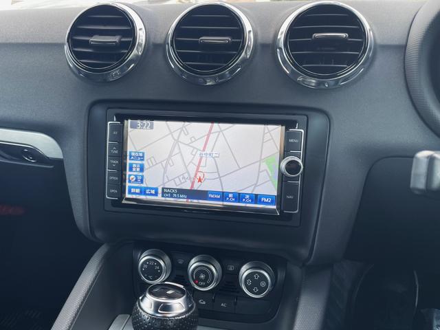 TTクーペ 1.8TFSI Sラインパッケージ 専用ハーフレザーシート 専用18AW 専用エアロ 純正ナビ・TV ETC(10枚目)