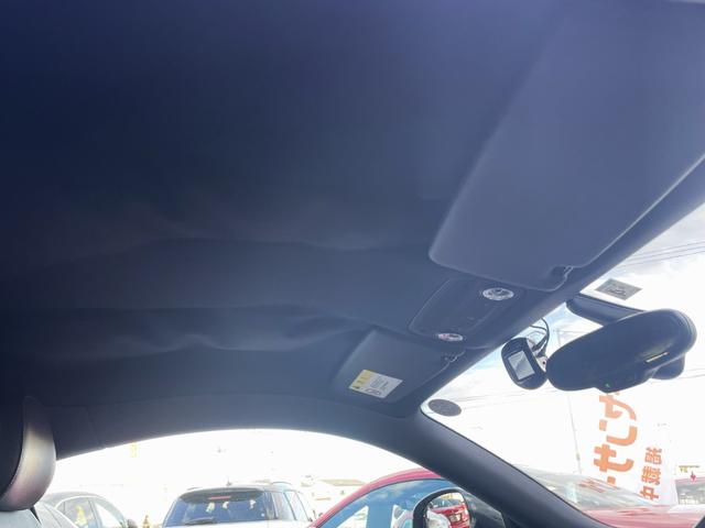 TTクーペ 1.8TFSI Sラインパッケージ 専用ハーフレザーシート 専用18AW 専用エアロ 純正ナビ・TV ETC(12枚目)