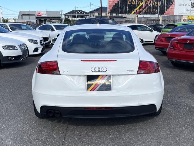 TTクーペ 1.8TFSI ブラウンレザーシート・シートヒーター 純正ナビ・TV・Bカメラ 純正17AW ETC(3枚目)