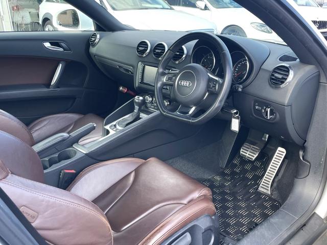TTクーペ 1.8TFSI ブラウンレザーシート・シートヒーター 純正ナビ・TV・Bカメラ 純正17AW ETC(15枚目)