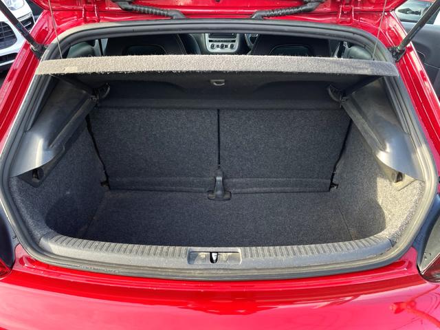 シロッコ Rライン ディナミッシュ DCC XDS カラーインジケーター Rライン専用エアロ・18AW・シート シートヒーター 純正ナビ・TV ETC(18枚目)