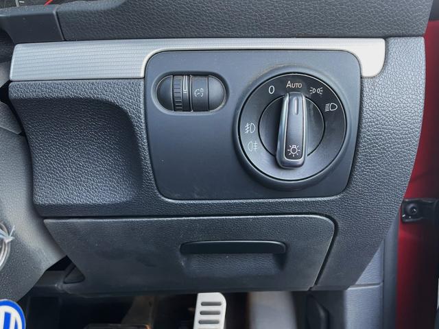 シロッコ Rライン ディナミッシュ DCC XDS カラーインジケーター Rライン専用エアロ・18AW・シート シートヒーター 純正ナビ・TV ETC(24枚目)