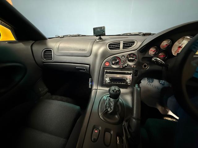 ＲＸ－７ タイプＲ　外装仕上　Ｔ７８タービン　オーリンズ車高調　ＢＢＳホイール　ＨＫＳ　Ｖプロ（24枚目）