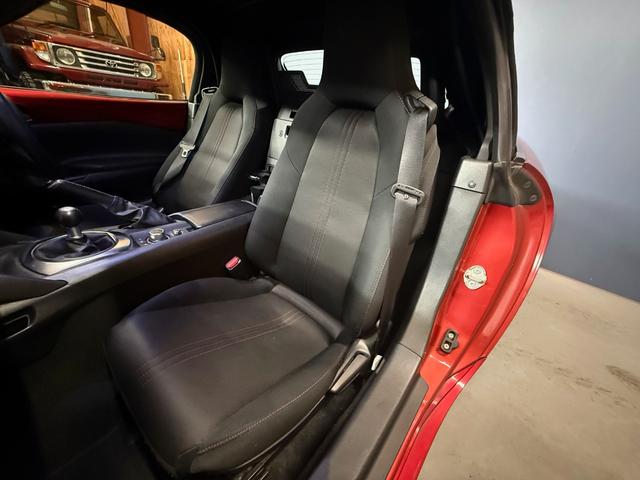 ロードスター Sスペシャルパッケージ セーフティパッケージ・CD/DVDプレーヤー+地上デジタルTVチューナー(フルセグ)+シートヒーター(13枚目)