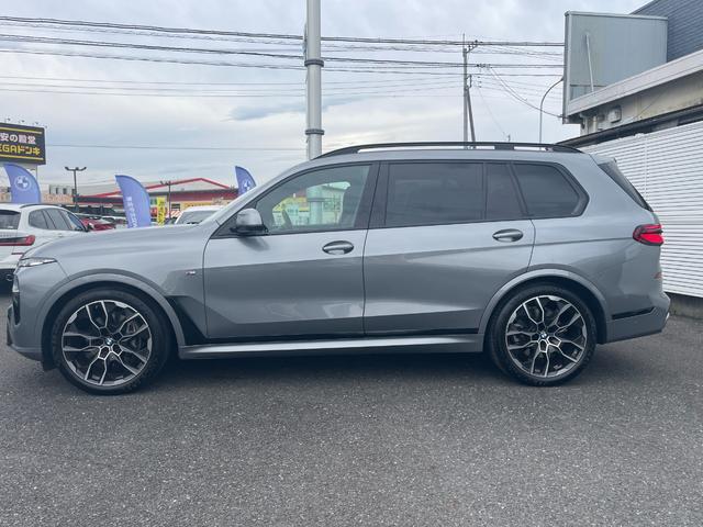 Ｘ７ ｘＤｒｉｖｅ　４０ｄ　Ｍスポーツ　弊社顧客下取り車／６人乗り／スカイラウンジサンルーフ／２列目コンフォートシート／黒レザー／４輪エアサス／インテグレイテッドアクティブステアリング／エグゼクティブドライブプロ／アイコニックグロー（20枚目）