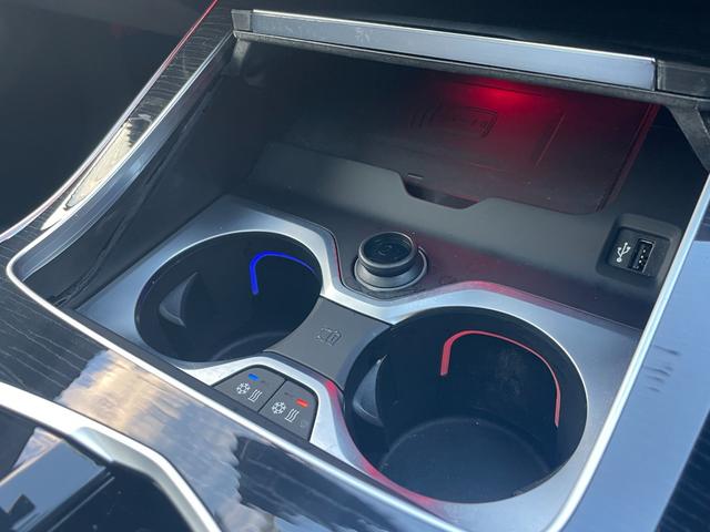 Ｘ７ ｘＤｒｉｖｅ　４０ｄ　Ｍスポーツ　弊社顧客下取り車／６人乗り／スカイラウンジサンルーフ／２列目コンフォートシート／黒レザー／４輪エアサス／インテグレイテッドアクティブステアリング／エグゼクティブドライブプロ／アイコニックグロー（38枚目）