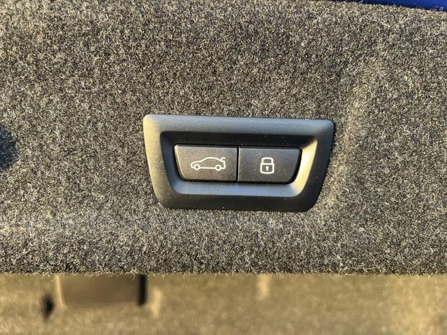 ３シリーズ ３２０ｄ　ｘＤｒｉｖｅ　Ｍスポーツ　コンフォートパッケージ／パーキングアシストプラス／純正１９インチアルミホイール／元レンタカー／ＡＣＣ／ブラックキドニーグリル／ＬＥＤヘッドライト／シートヒーター／認定中古車保証２年付き（17枚目）