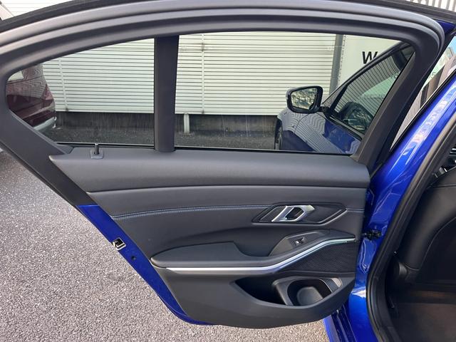 ３シリーズ ３２０ｄ　ｘＤｒｉｖｅ　Ｍスポーツ　コンフォートパッケージ／パーキングアシストプラス／純正１９インチアルミホイール／元レンタカー／ＡＣＣ／ブラックキドニーグリル／ＬＥＤヘッドライト／シートヒーター／認定中古車保証２年付き（36枚目）