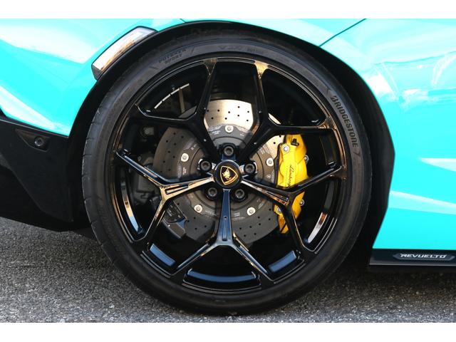 レヴエルト ベースグレード　１オーナー／ＢＬＵ　ＧＬＡＵＣＯ／フロントプロテクションフィルム／Ｆリフター／（8枚目）