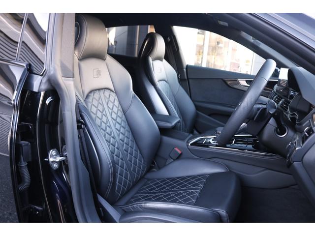 S5スポーツバック ベースグレード BANG&OLUFSENサウンド/黒革シート/シートヒーター/ステアリングヒーター/ブラック Audi rings & ブラックスタイリングPKG/カーボンインテリアトリム/純正ナビ・TV(4枚目)