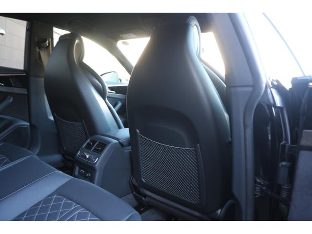 S5スポーツバック ベースグレード BANG&OLUFSENサウンド/黒革シート/シートヒーター/ステアリングヒーター/ブラック Audi rings & ブラックスタイリングPKG/カーボンインテリアトリム/純正ナビ・TV(16枚目)