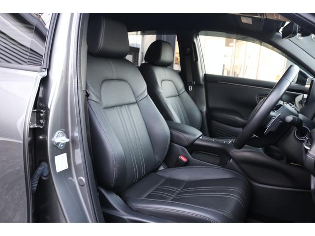 ZR-V e:HEV Z特別仕様車ブラックスタイル 1オーナー/新車PKG/全方位カメラ/黒革シート/前後シート・ステアリングヒーター/9インチナビ・TV/ワイヤレス充電/ブラインドスポットモニター/パワーバックドア/ホンダセンシング(4枚目)