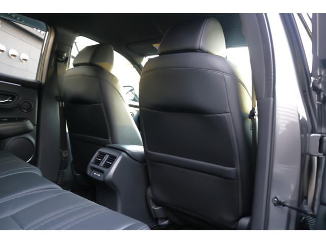 ZR-V e:HEV Z特別仕様車ブラックスタイル 1オーナー/新車PKG/全方位カメラ/黒革シート/前後シート・ステアリングヒーター/9インチナビ・TV/ワイヤレス充電/ブラインドスポットモニター/パワーバックドア/ホンダセンシング(17枚目)