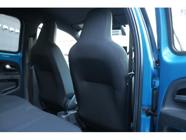 アップ！ クロス　アップ！　ｂｅａｔｓ　ｓｏｕｎｄ　ｓｙｓｔｅｍ／オプティカルパーキングブレーキシステム／アンドロイドナビ／純正スマートフォン連携オーディオ／バックカメラ／シートヒーター／クルーズコントロール／１６インチＡＷ／（17枚目）