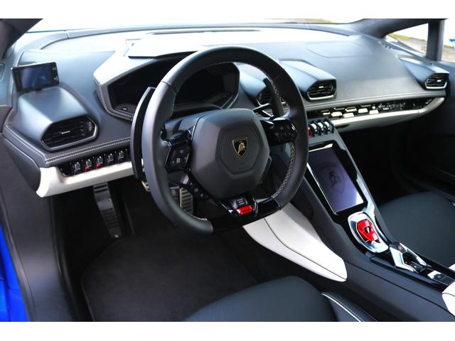 ウラカン EVOクーペ 正規D車/特別塗装色Blu Nethuns/Narvi20インチ鍛造AW/Fリフティング/ガラスエンジンフード/アンビエントライト・カップホルダー&スモーカーPKG/パワーシート/シートヒーター(3枚目)