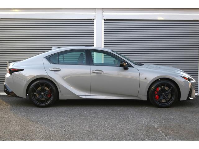 ＩＳ ＩＳ５００　クライマックスエディション　５００台限定特別仕様車／ムーンルーフ／ＢＢＳ製鍛造１９インチＡＷ／ｂｒｅｍｂｏ製レッドキャリパー／マークレビンソンサウンドシステム／全方位カメラ／ハーフレザーシート／シートヒーター・ベンチレーション（7枚目）