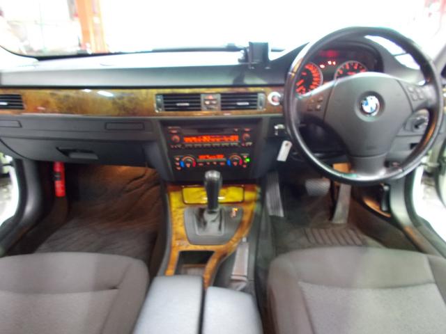 323i 6気筒エンジン サンルーフ キセノン ディーラ整備(11枚目)