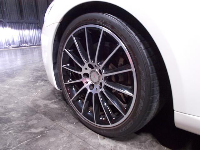 ＳＬＣ ＳＬＣ２００　スポーツ　正規ディーラー車　衝突軽減ブレーキ　アダプティブクルーズコントロール　レーンキープ　黒革シート　純正１８インチ　純正ＨＤＤナビ地デジＢカメラ　ＣＤ録音ＤＶＤ再生ブルートゥースＵＳＢ　９速ＡＴターボ（21枚目）