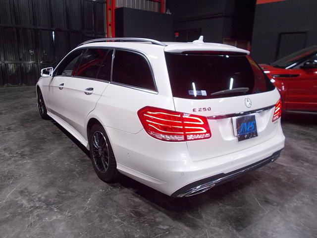 Ｅクラスステーションワゴン Ｅ２５０　ステーションワゴン　アバンギャルド　レーダセーフティパッケージ　ＡＭＧスポーツパッケージ　衝突軽減ブレーキ　レーンキープ　アダプティブクルーズコントロール　ブラインドスポット　黒革シート　純正ＨＤＤナビ地デジＢカメラ　ドラレコ　レーダー（8枚目）