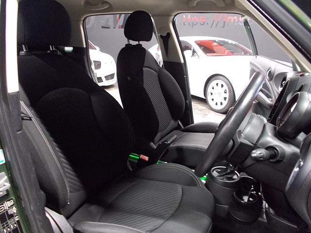 ＭＩＮＩ クーパーＳＤ　クロスオーバー　ブラックデザインパッケージ　ディーラー整備車両　整備記録簿　ディーゼルターボエンジン　キセノンヘッドライト　社外ナビ　地デジテレビ　ＣＤ　ＡＵＸ　ＳＤ　プッシュスタート　スマートキー　パドルシフト（13枚目）
