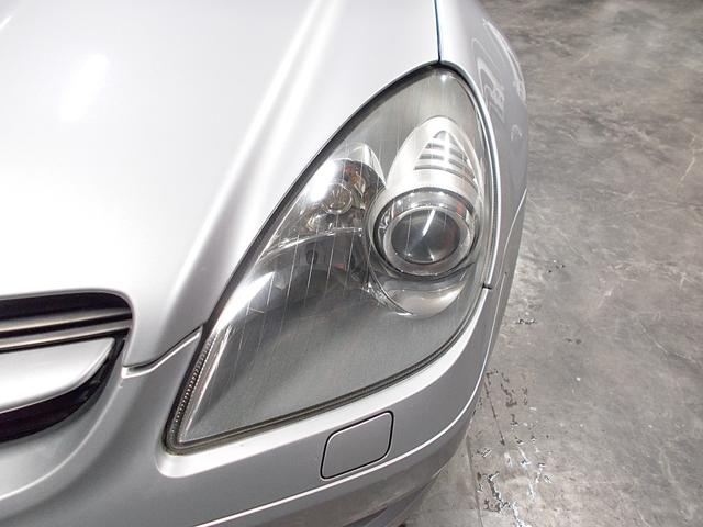 ＳＬＫ ＳＬＫ２００コンプレッサー　スポーツＥＤ　２５０台特別限定車　２００６年モデル　電動オープン　キセノンヘッドライト　１８インチアルミ　黒革シート　純正ナビ　スーパーチャージャー　スポーツサスペンション　パドルシフト　クルーズコントロール（9枚目）