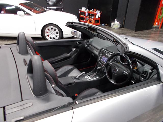 ＳＬＫ ＳＬＫ２００コンプレッサー　スポーツＥＤ　２５０台特別限定車　２００６年モデル　電動オープン　キセノンヘッドライト　１８インチアルミ　黒革シート　純正ナビ　スーパーチャージャー　スポーツサスペンション　パドルシフト　クルーズコントロール（17枚目）