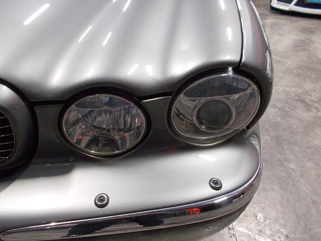 ＸＪ ＸＪ８　３．５　正規ディーラー車　Ｖ８　キセノンヘッドライト　純正１８インチアルミ　ベージュ革シート　メーカー純正オプションナビ　クルーズコントロール　前後コーナーセンサー　スペアキー　ＥＴＣ（9枚目）