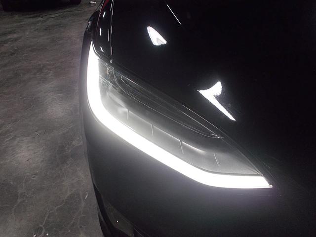 モデルX 100D オートパイロット 4WD ファルコンウイング 100Dロングレンジ フルセルフドライブコンピューター3 サモン オフホワイト革 衝突軽減ブレーキシステム ダブルサンルーフ アダプティブサスペンション(12枚目)