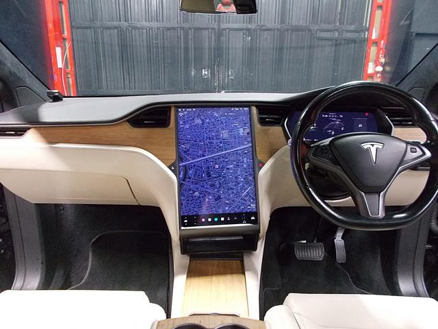 モデルX 100D オートパイロット 4WD ファルコンウイング 100Dロングレンジ フルセルフドライブコンピューター3 サモン オフホワイト革 衝突軽減ブレーキシステム ダブルサンルーフ アダプティブサスペンション(18枚目)