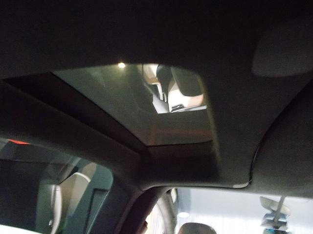 モデルX 100D オートパイロット 4WD ファルコンウイング 100Dロングレンジ フルセルフドライブコンピューター3 サモン オフホワイト革 衝突軽減ブレーキシステム ダブルサンルーフ アダプティブサスペンション(21枚目)