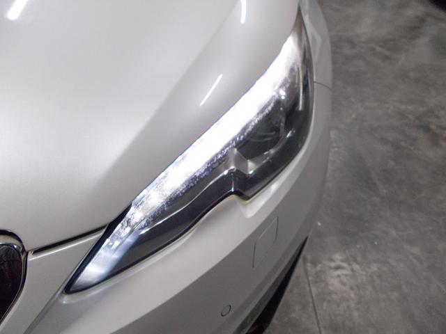 ＬＥＤヘッドライト　オートライト　ヘッドライトウオッシャー　純正オプション１６インチアルミ　タイヤ７分山　前後コーナーセンサー　アイドリングストップ　ドアミラーウインカー
