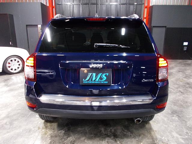 ジープ・コンパス リミテッド 正規ディーラー車 フルタイム4WD 革内装 10.2インチディスプレイオーディオ ブルートゥース バックカメラ サイドカメラ 純正18インチアルミ クルーズコントロール ETC(7枚目)